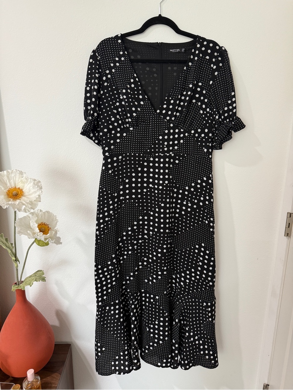 Nasty Gal Black & White Polka Dot V-Neck Midi Dress